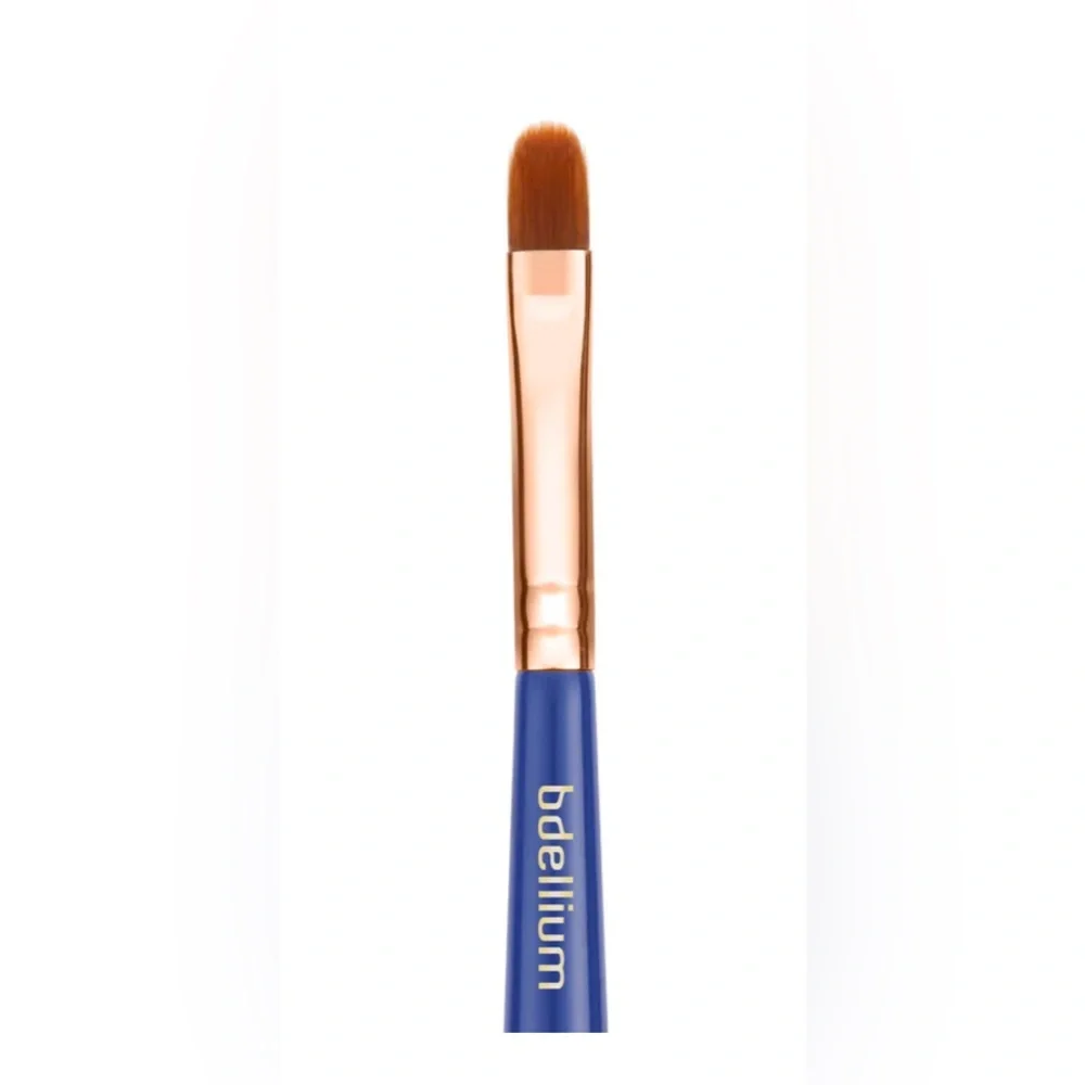 Bdellium Tools Golden Triangle 562 Long Cap Lip Brush NEW